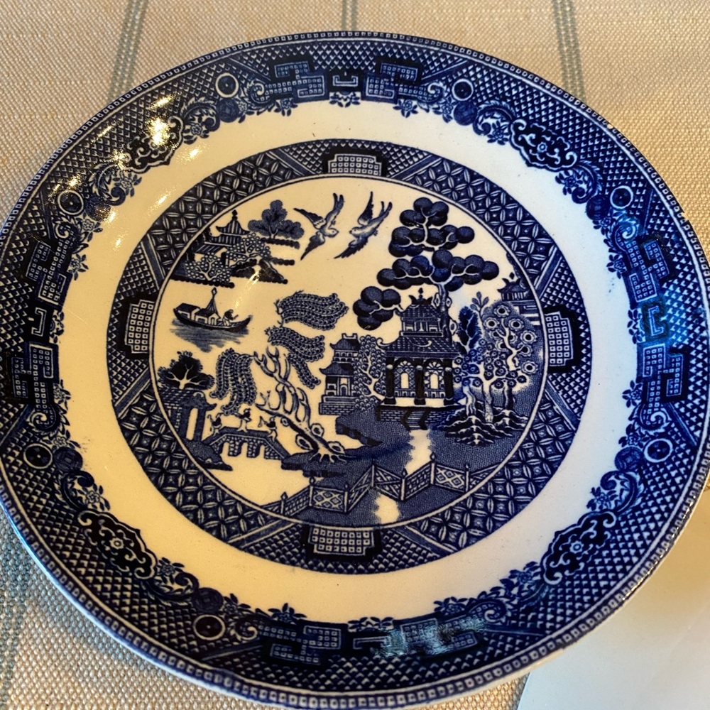 (6) 6” blue willow saucers